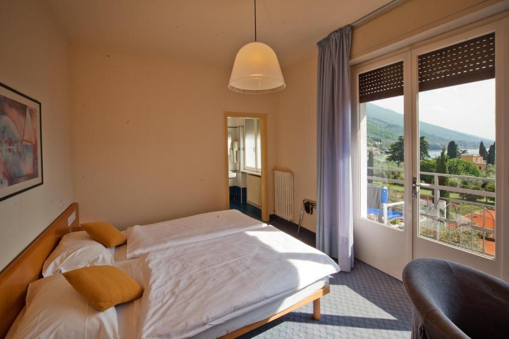 Club Hotel Olivi - Tennis Center Малчезине Стая снимка