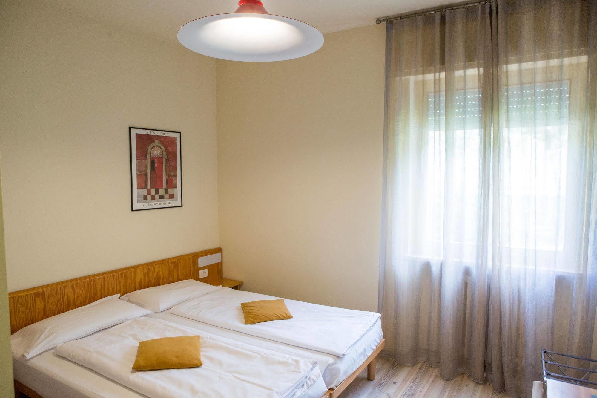 Club Hotel Olivi - Tennis Center Малчезине Екстериор снимка